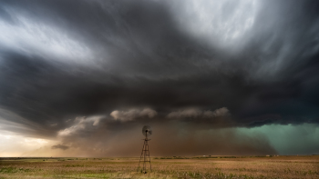 Tornadic storm Hollis, OK